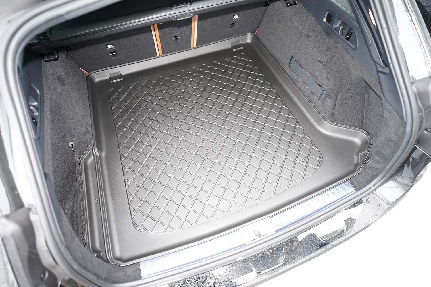 Rubberen Kofferbakmat Mercedes E W 214 T-Model (08.2023–) – Niet voor Plug-in Hybrid