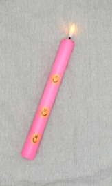 Led kaars | roze met oranje smiley