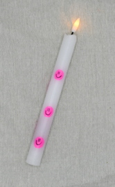 Led kaars | wit met roze smiley