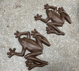GIETIJZEREN FROG KIKKER MUURDECORATIE BRUIN