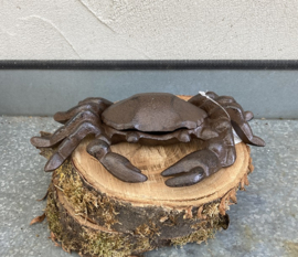 GIETIJZEREN KRAB MET SCHARNIERENDE DEKSELTJE