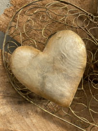 WAND ORNAMENT HEART WITH HEARTS MET PARELMOER 47 cm