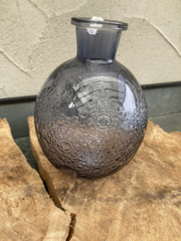 FLES BOLOGNA DKR. BLAUW MET ROZETJES 17 cm