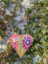HEART FLOWERS OLD IRON HANDGEMAAKT MET KETTING 24cm