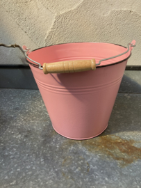 Emmer roze metaal 16 cm hoog