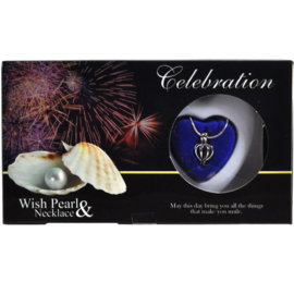 UNIEK  GIFT LOVE PEARL CELEBRATION IN PRACHTIGE VERPAKKING.