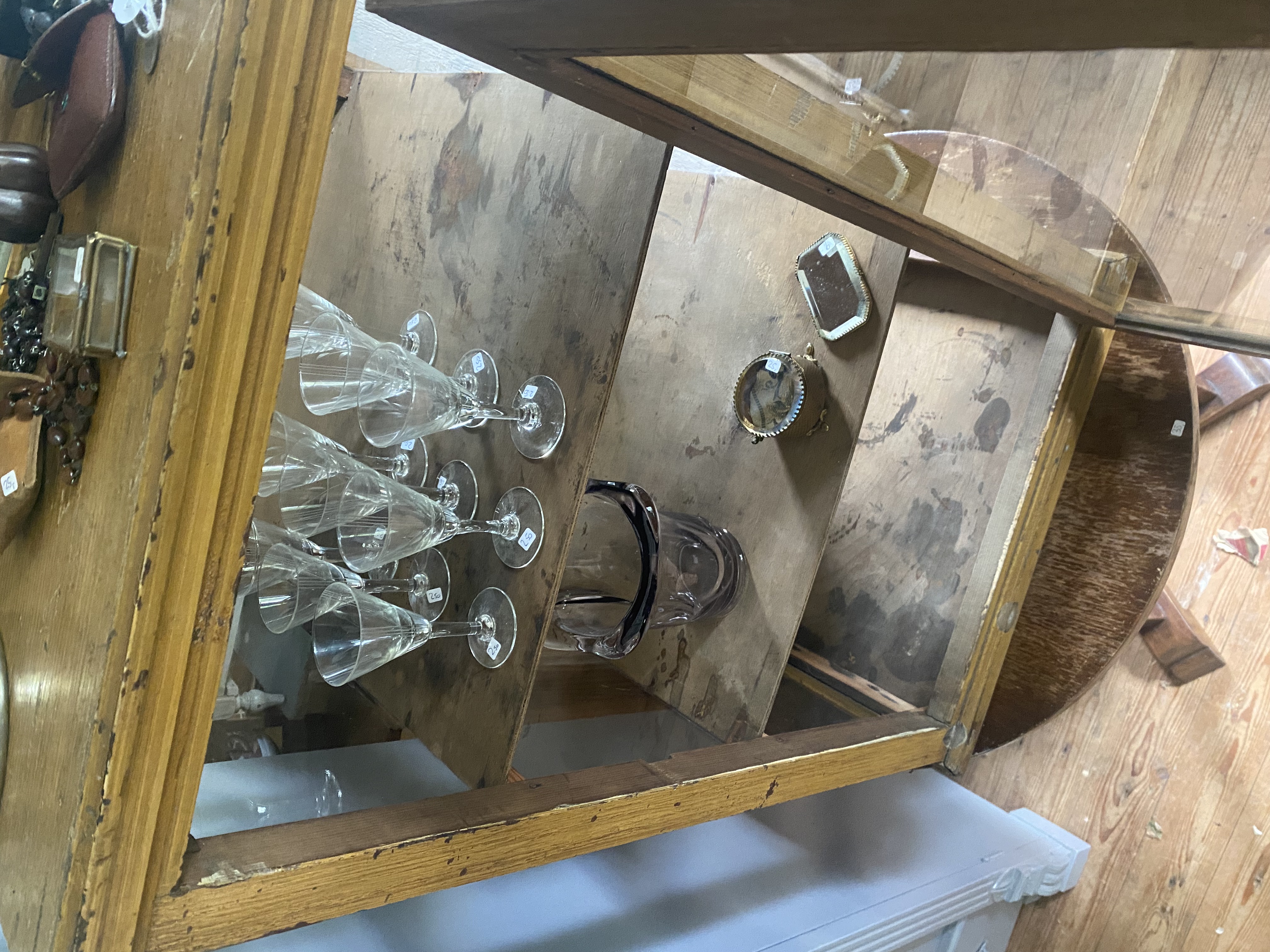 Prachtige Originele bakkers vitrine