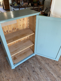 (Verkocht)Groen spekkastje.