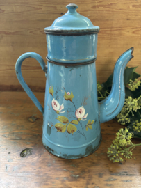 Blauwe bloemen kan met opstand