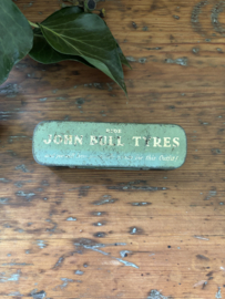 John bull doosje met inhoud