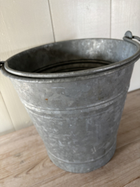 (Verkocht)Prima zinken emmer