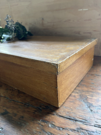 Oude houten opbergdoos