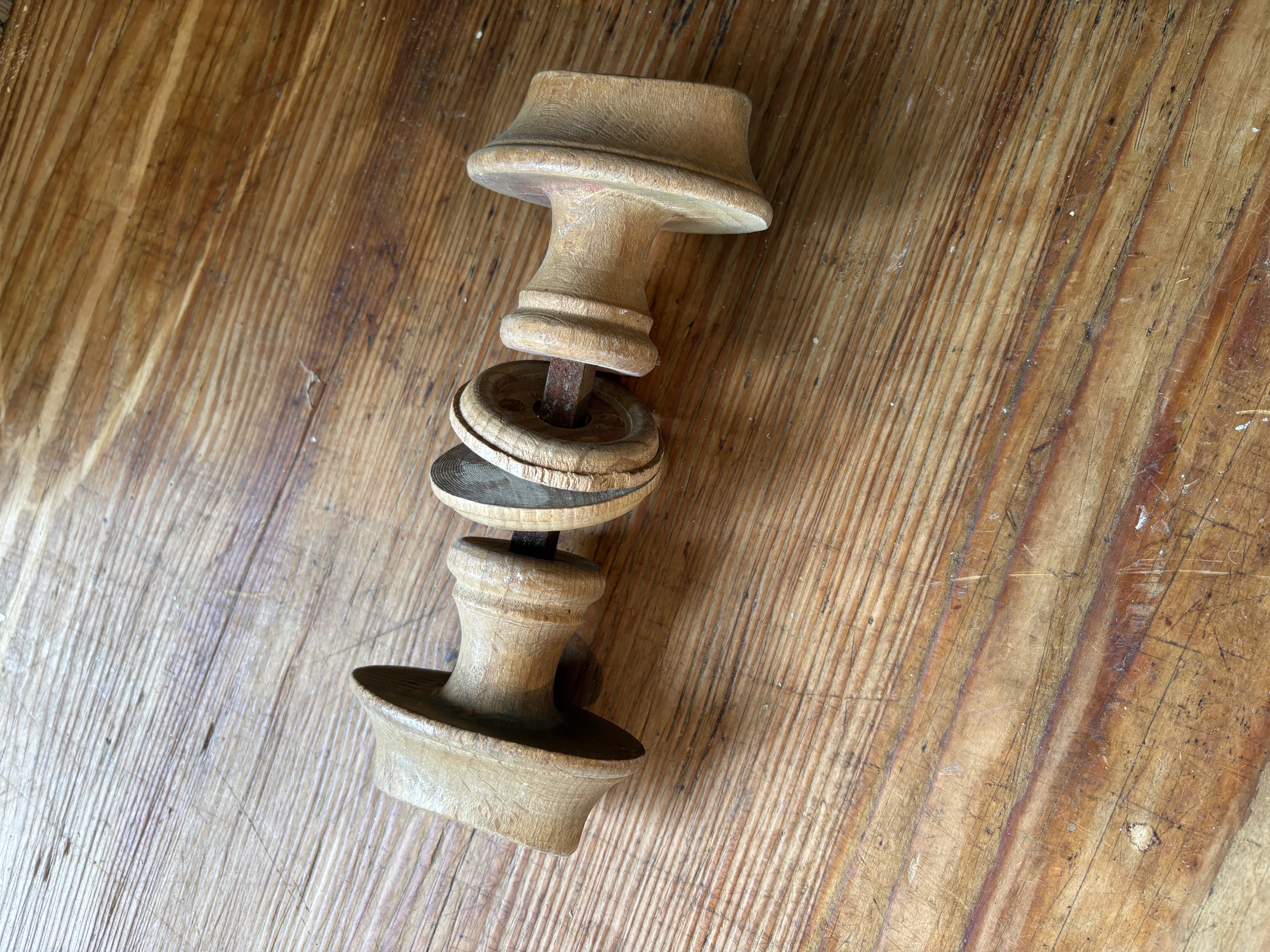 Dubbele knop met rozetten nr 12