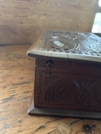 Fries steekwerk kistje