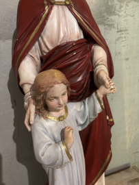 Beeld Josef met jonge Jesus