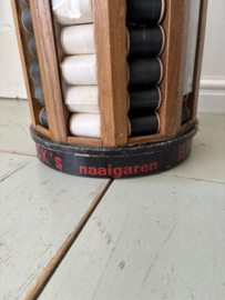 Brook’s naaigaren carrousel