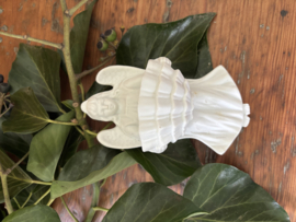 Bisquit porcelein wijwater bakje