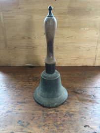 Grote school handbel