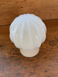 Witte plafondlamp jaren 50