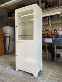 Houten apothekers kast