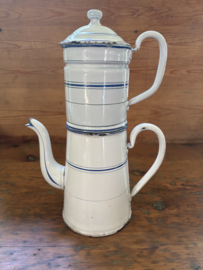 Wit met blauwe emaille koffiepot met opstand