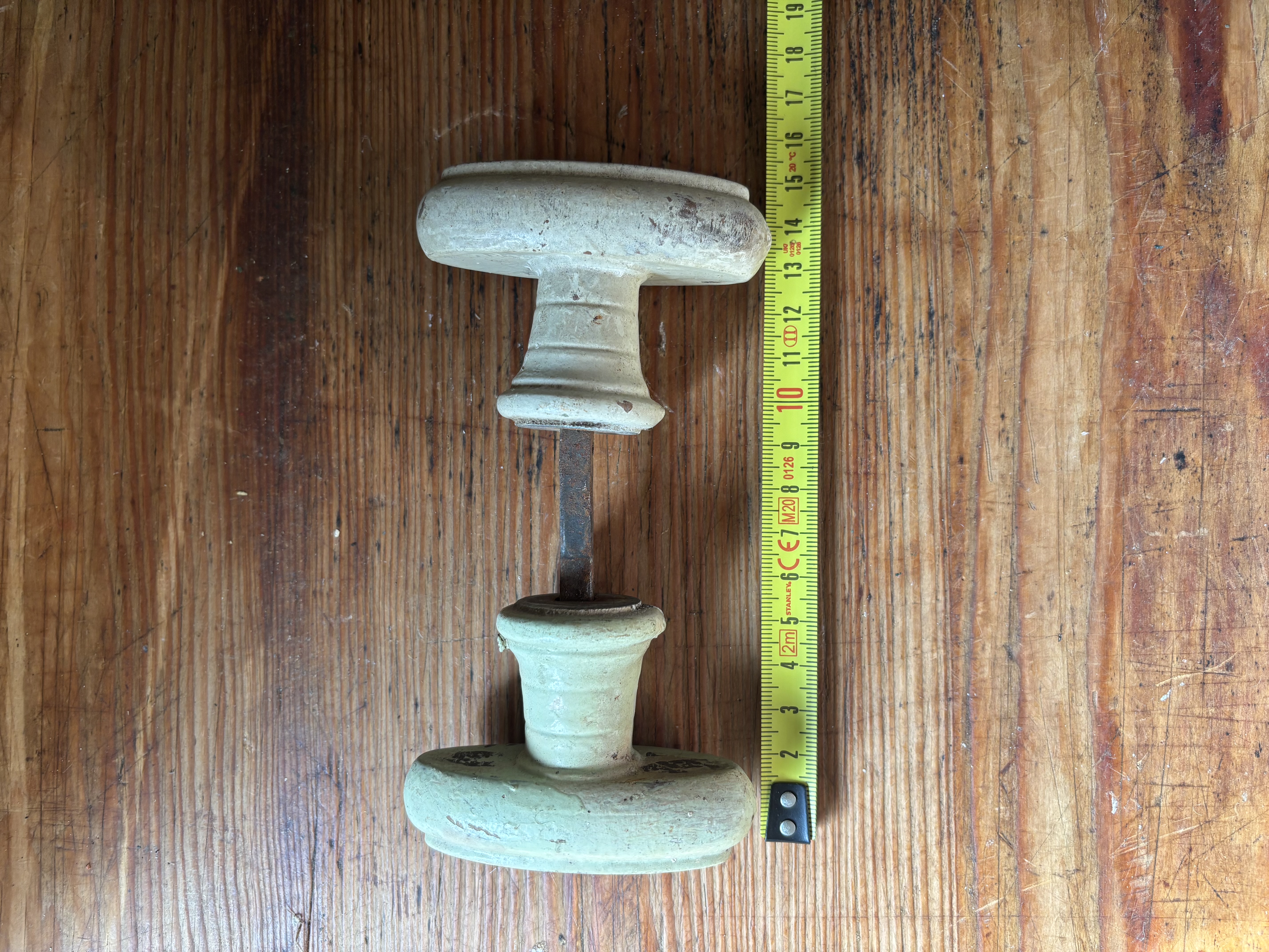 Houten knop crème groen nr 2