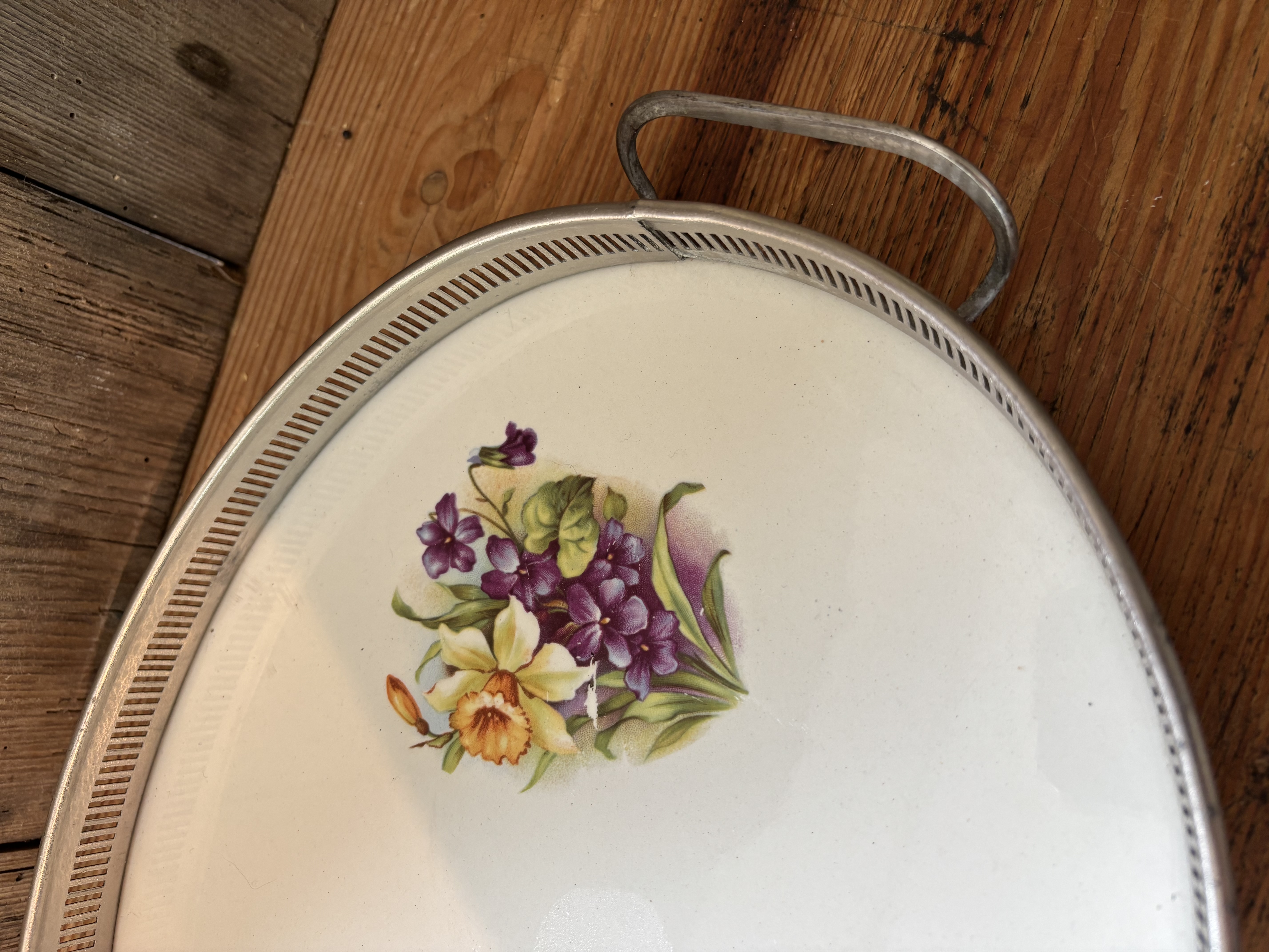 Gebloemd porceleinen dienblad