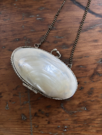 Parelmoer schelp portemonneetje
