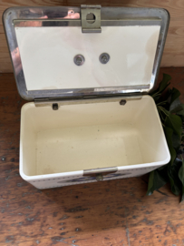 Prachtig porceleinen opbergdoos