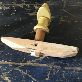 Gele deurknop nr 14