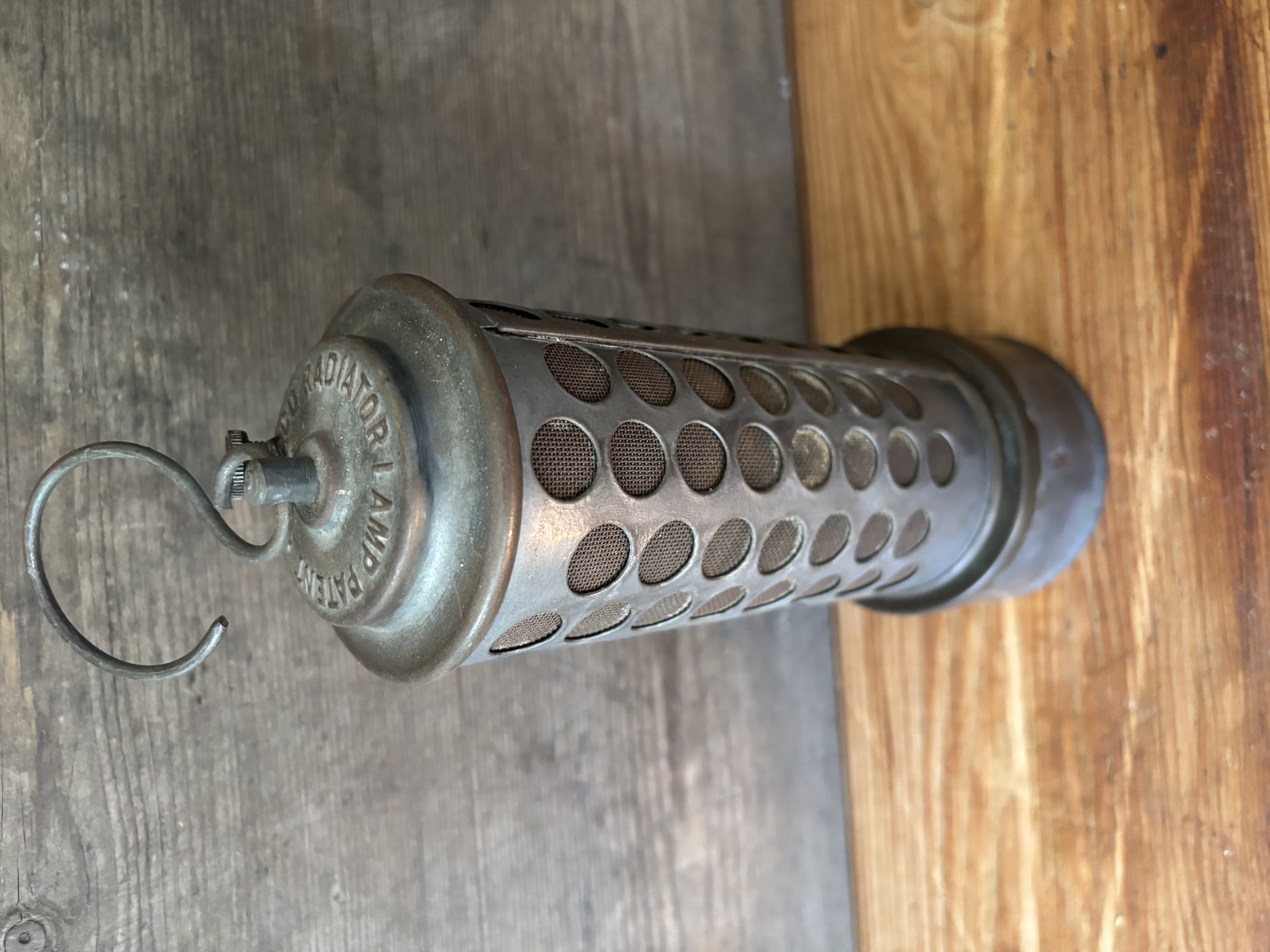 Radiator lamp