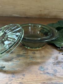 Groen persglas bakje