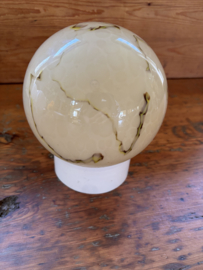 Gemarmerde lampenbol