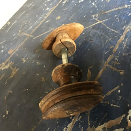 Houten dubbele knop nr 7