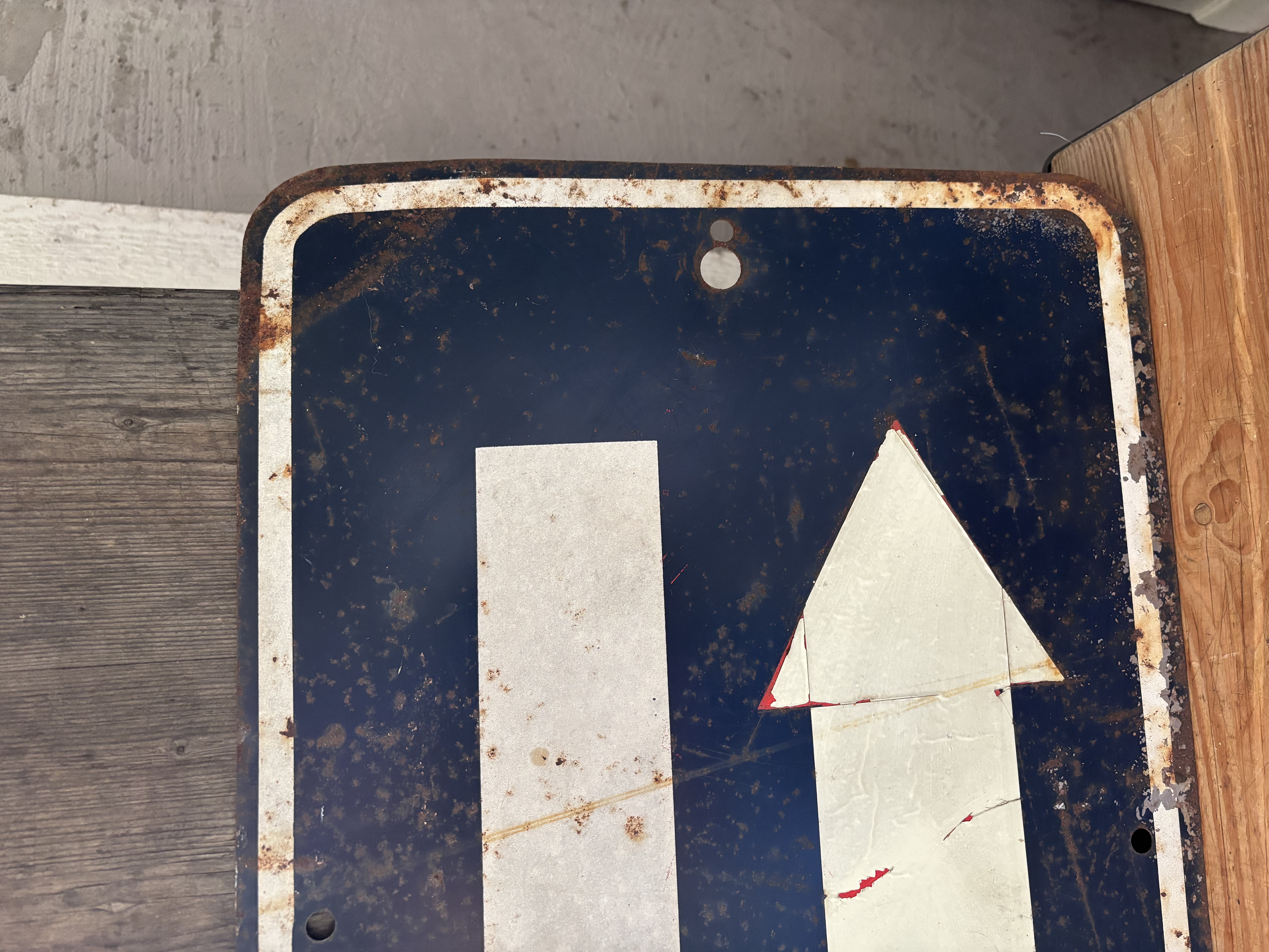 (Verkocht)Verkeersbord pijlen