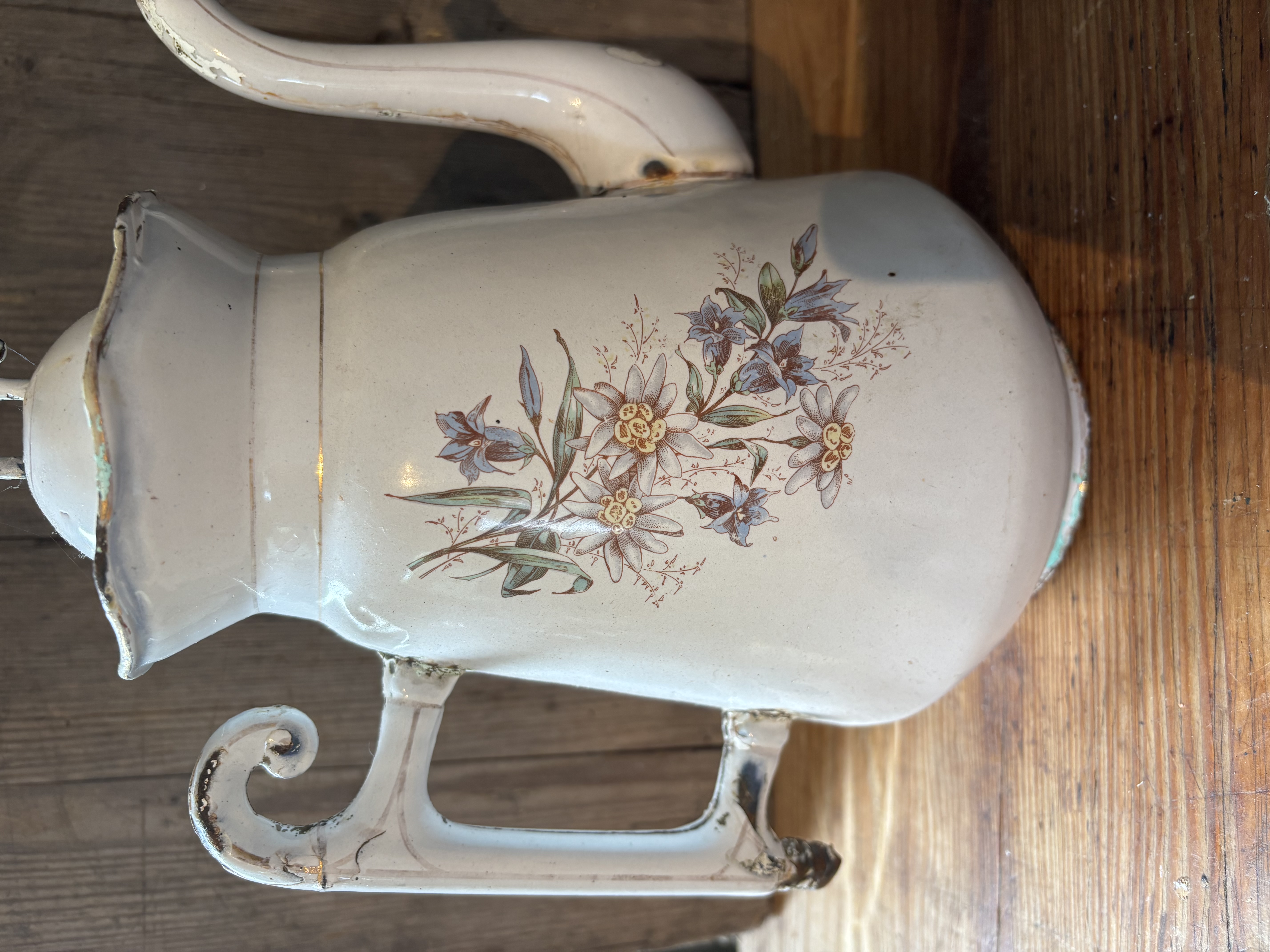Schaatsenrijder kan met bloemen