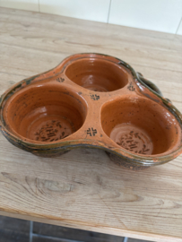 Bijzonder oude steengoedvorm