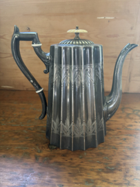 Engelse victoriaanse koffiepot