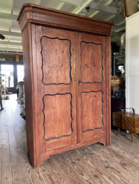 Prachtige orginele oude boerderij kast met bovenla.