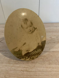 Antieke oude baby foto van blik