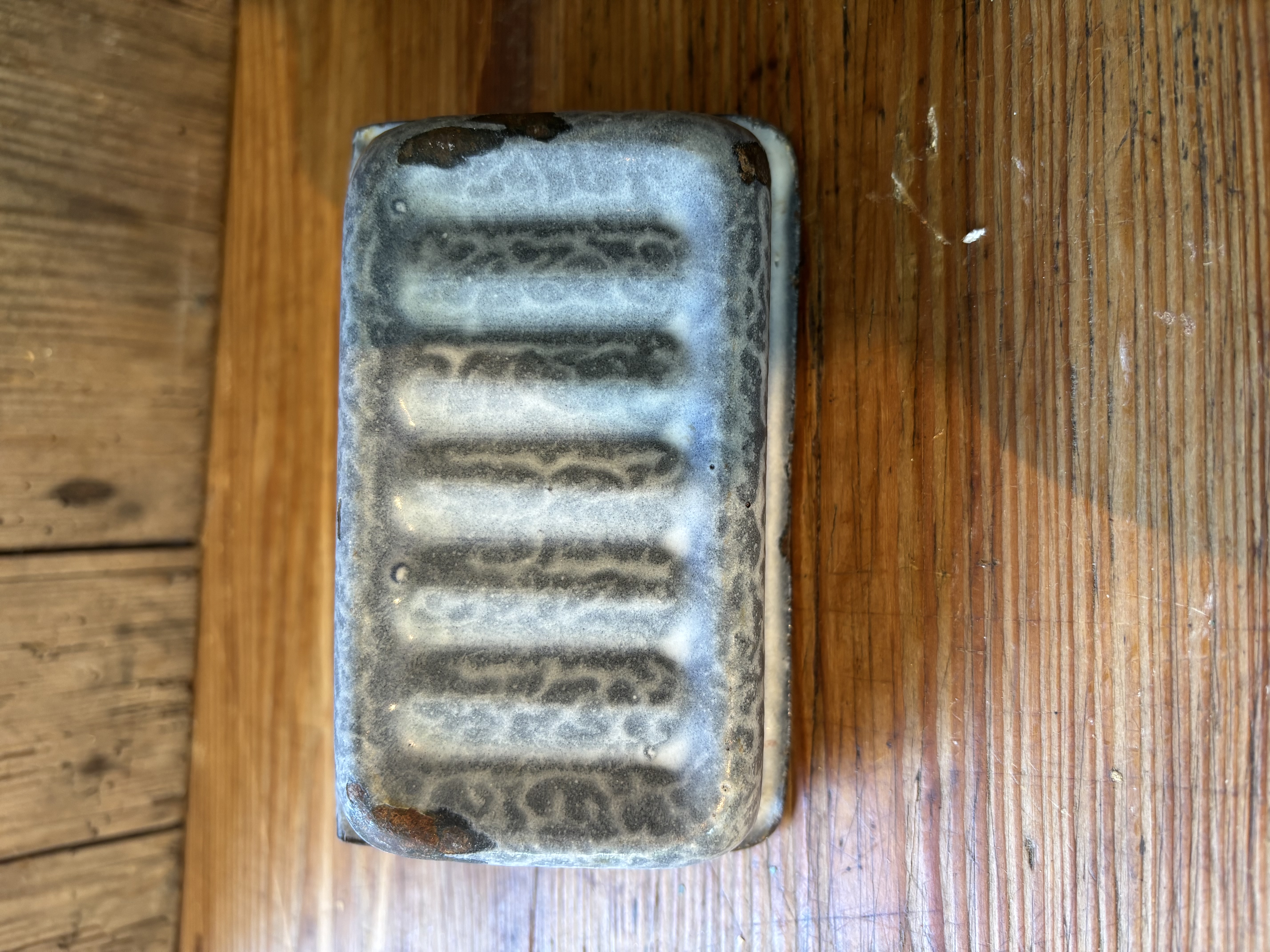Zeepbakje grijsgewolkt