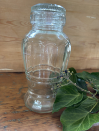 Glas fles met schroefdop