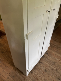 Witte brocante houten lockerkast