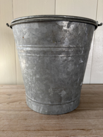 (Verkocht)Prima zinken emmer