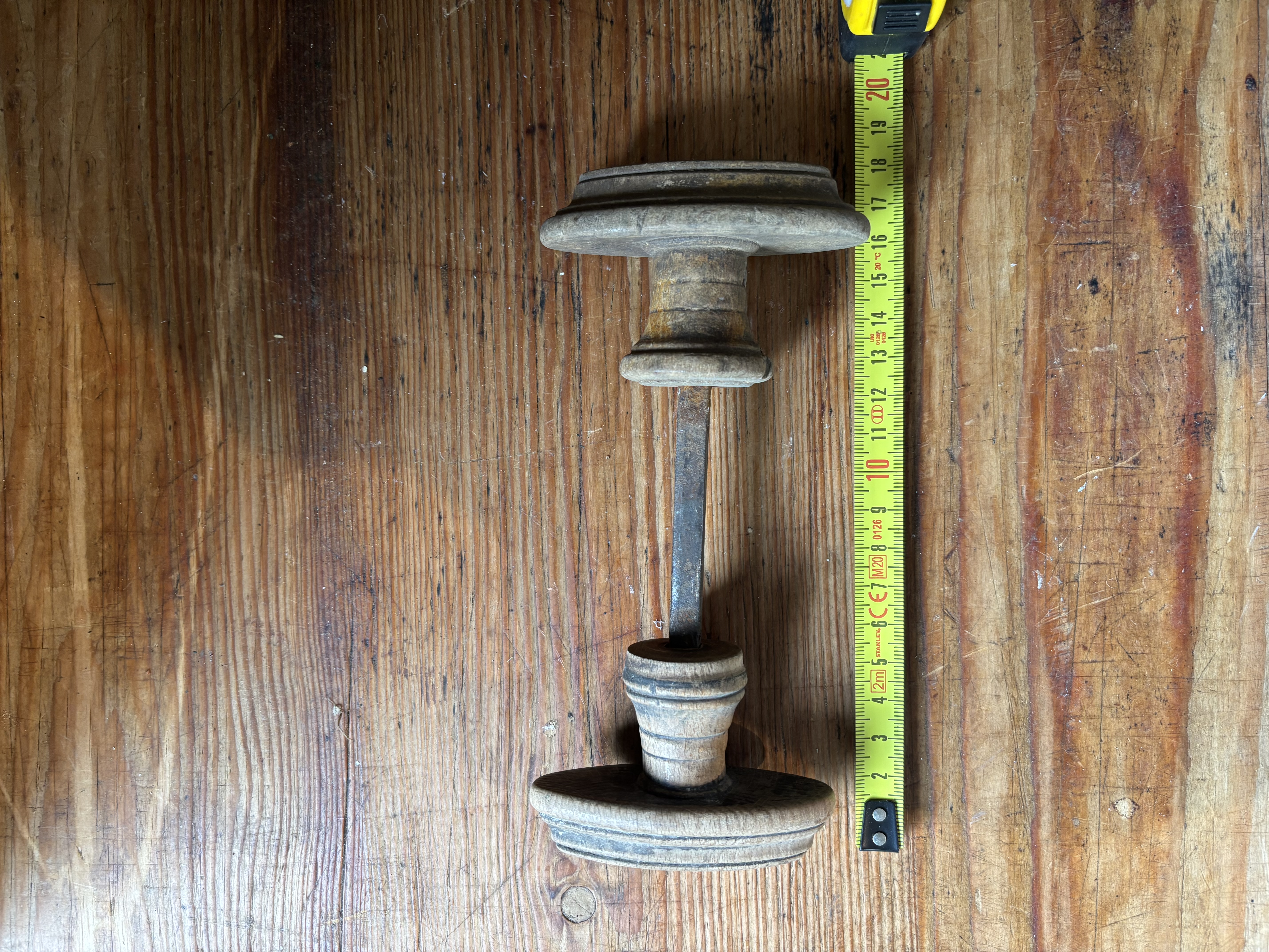 Houten dubbele knop nr 1