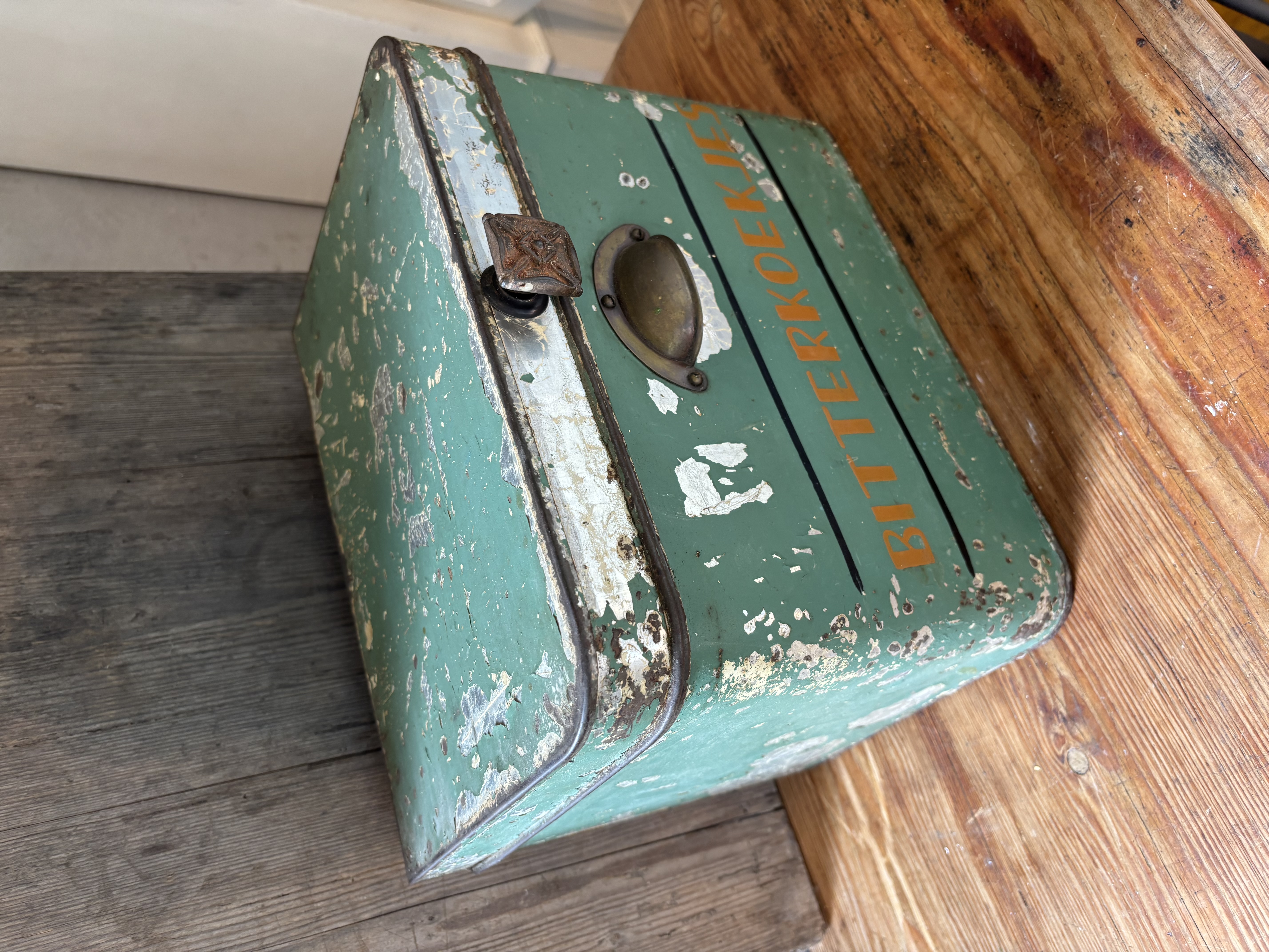 Bitterkoekjes bakkersblik