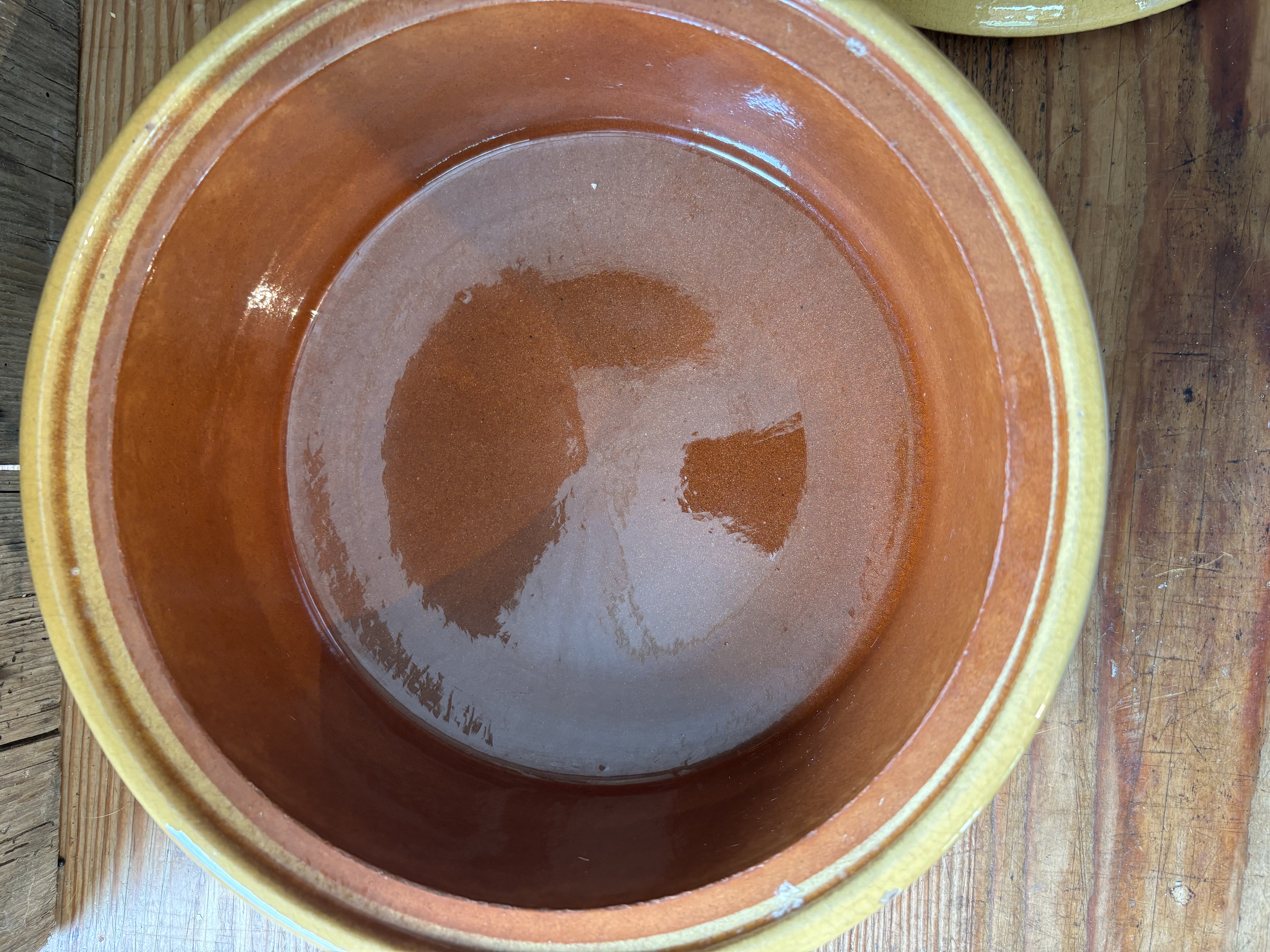 Mosterdgele kookpot