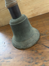 Grote school handbel