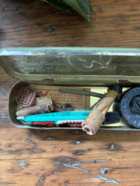 John bull doosje met inhoud