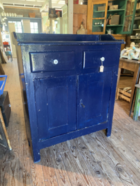 Mooi oud blauw kastje met twee bovenlades